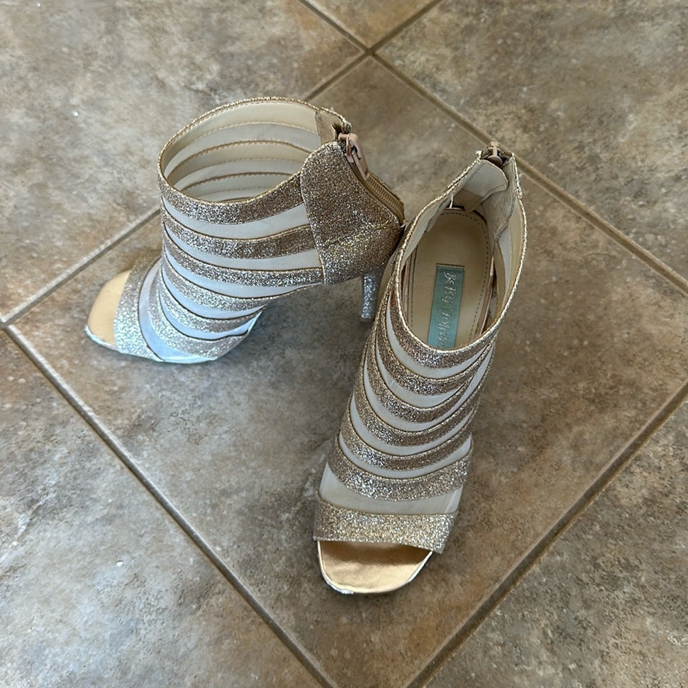 Betsey Johnson Gold Shimmer Heels